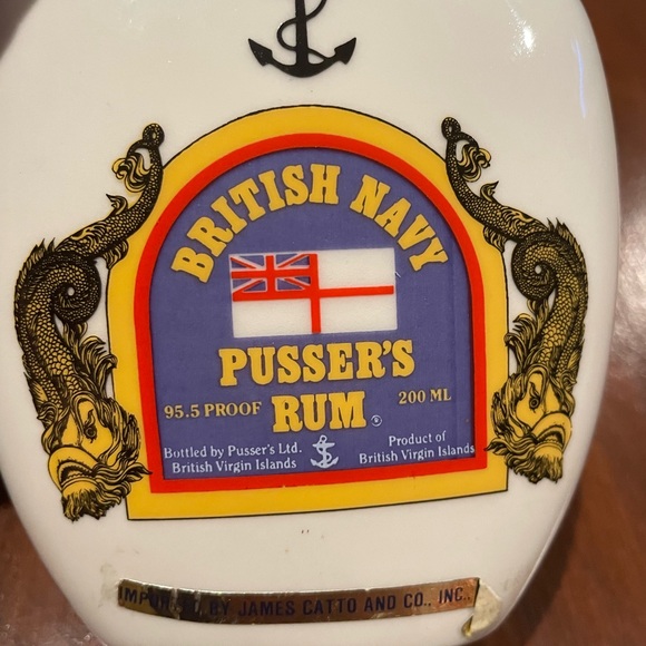 Vintage British Navy Pusser's Rum Hand Cast Porcelain Hip Flask Empty Bottle - Picture 3 of 6